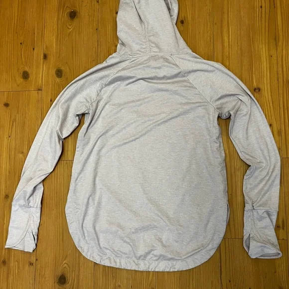 026. Athleta Uptempo Hoodie - Picture 3 of 6